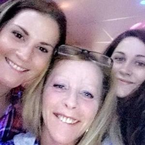 Meet your Posher, Becky